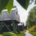 Semesteranläggning (resort) Luxury Glamping Chocolate Village 3*