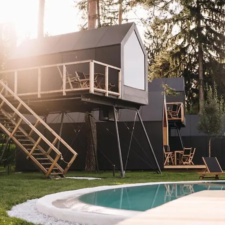 Luxury Glamping Chocolate Village Resort *