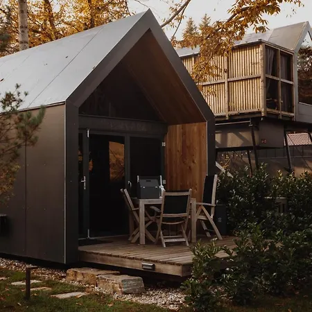 Luxury Glamping Chocolate Village *
