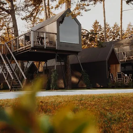 Luxury Glamping Chocolate Village *