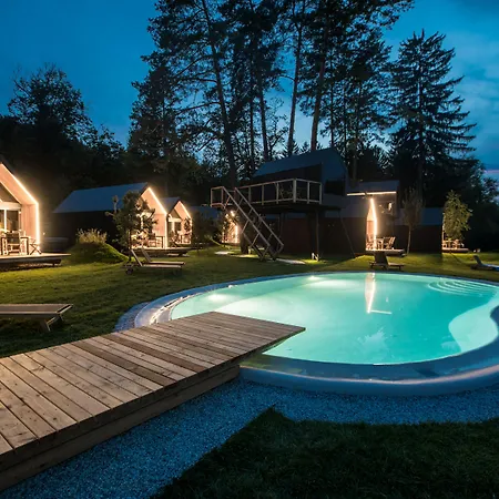 Luxury Glamping Chocolate Village Üdülőközpont 3*