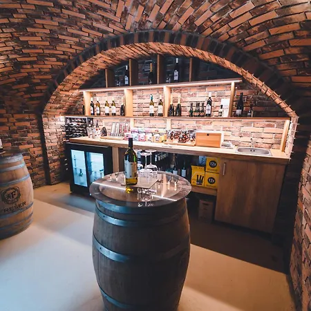 Luxury Glamping Chocolate Village Üdülőközpont 3*