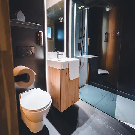 Resort Luxury Glamping Chocolate Village