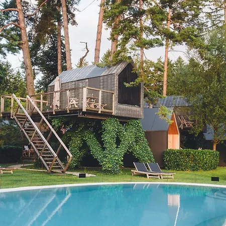 Üdülőközpont Luxury Glamping Chocolate Village