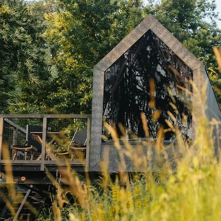 Resort Luxury Glamping Chocolate Village Maribor