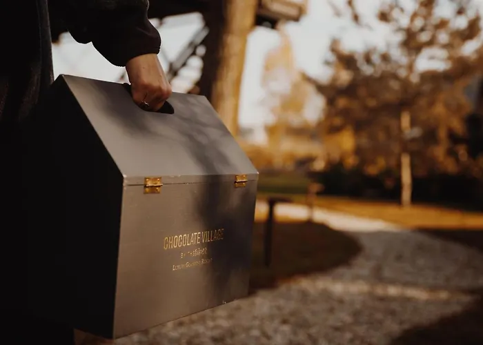 Luxury Glamping Chocolate Village Resort 3*