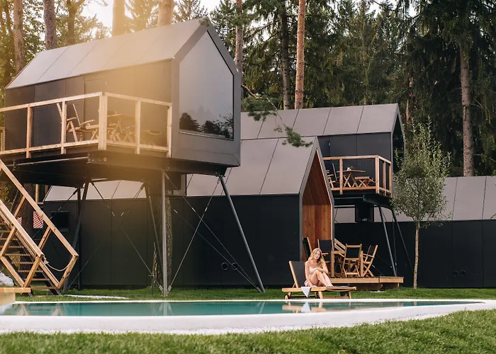 Luxury Glamping Chocolate Village