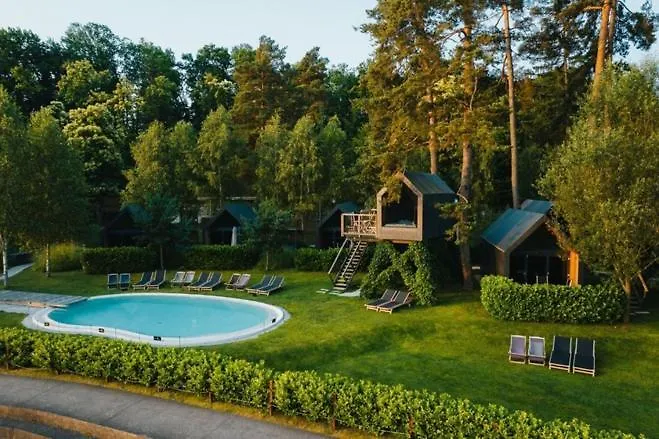 Luxury Glamping Chocolate Village 度假村 3*